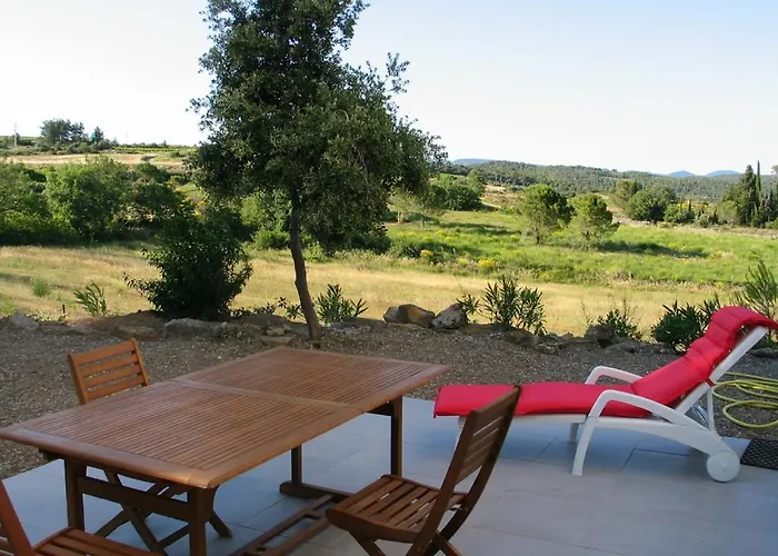 Les Romarins 公寓 *